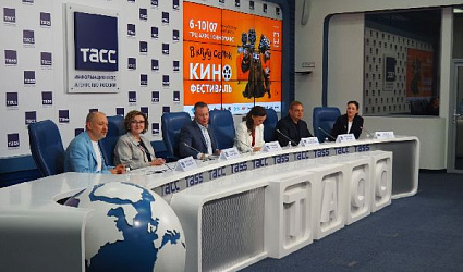 «Вода России» и «В кругу семьи»