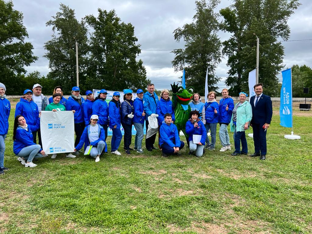 Уфа волонтеры 2.jpg