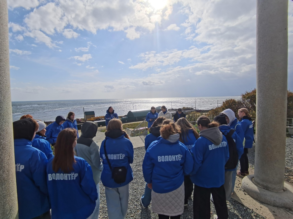 Волонтеры очищают берега от мусора от Сахалина до Вологды