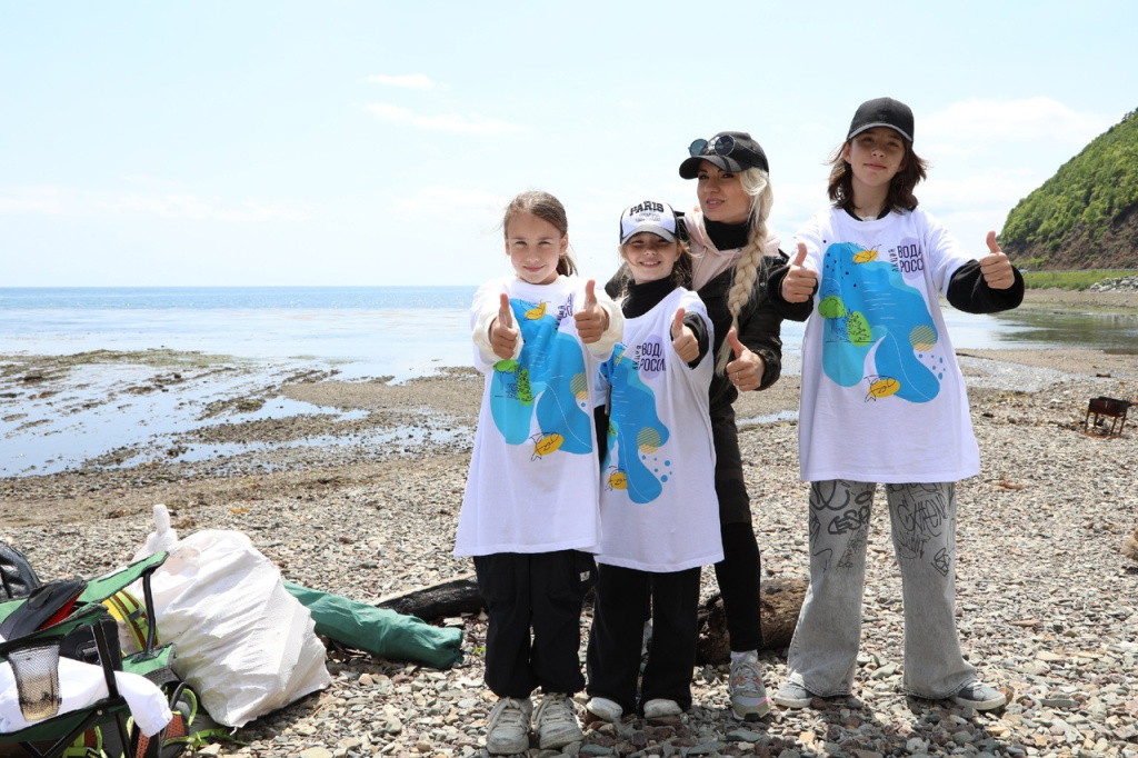 Юные экологи на Сахалине: Как молодежь очищает берега и изучает природу
