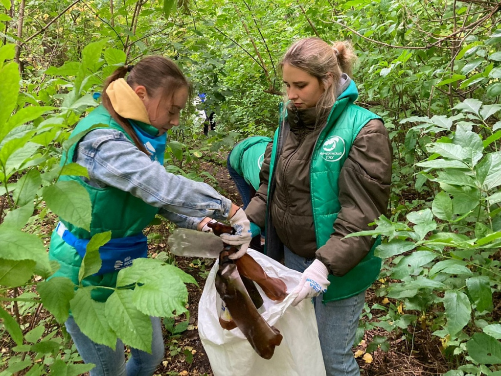 активистки мичуринского ГАУ.jpeg
