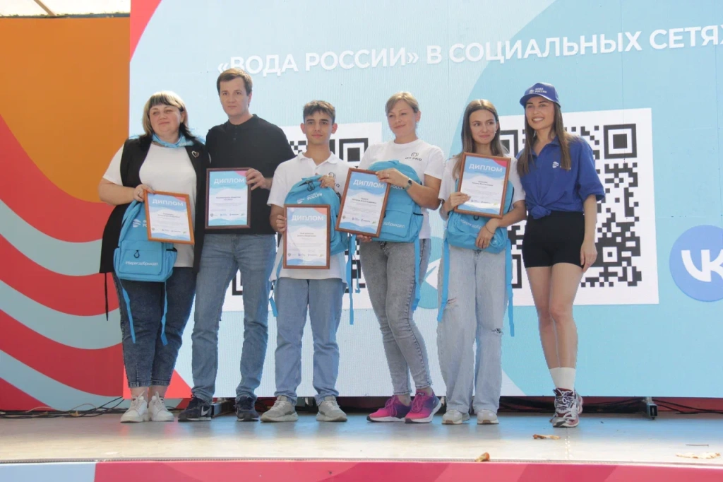 Тысячи участников вышли на уборки в рамках ключевых экофестивалей «Вода России»