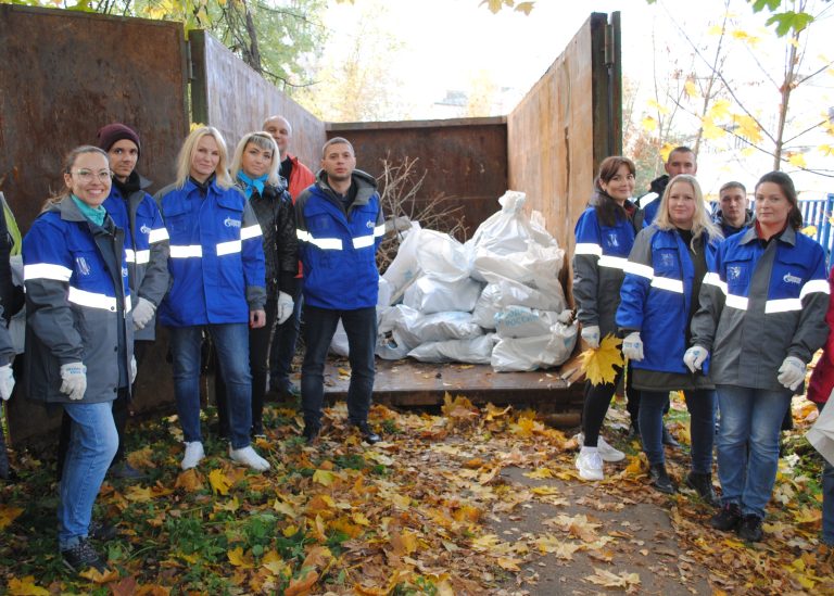18 10 Тверь волонтеры собрали 10 кубометров мусора.jpeg