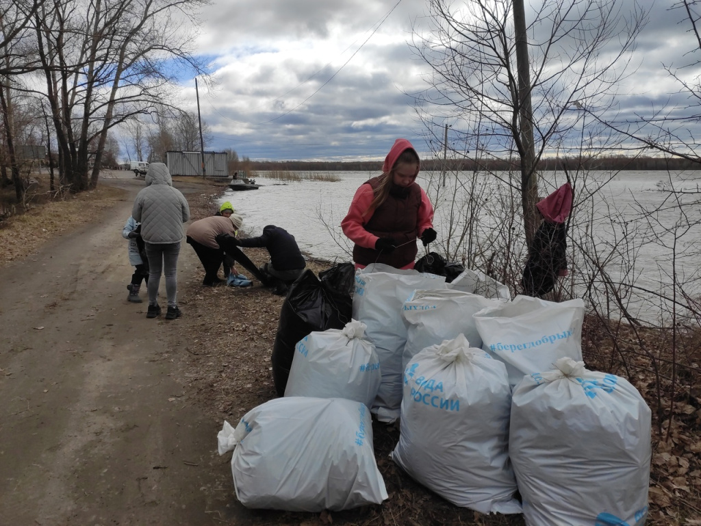 Детсадовцы и школьники в Томской области собрали 211 мешков мусора
