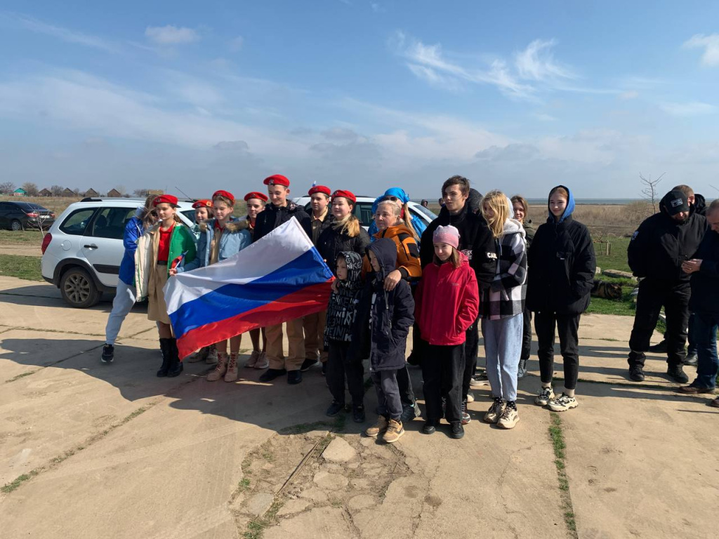 В День водных ресурсов волонтеры Херсонской области очистили берег Черного моря В День водных ресурсов волонтеры Херсонской области очистили берег Черного моря