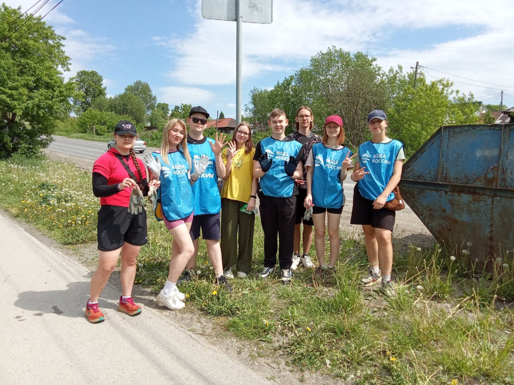 Акция по уборке берега Лысьвы