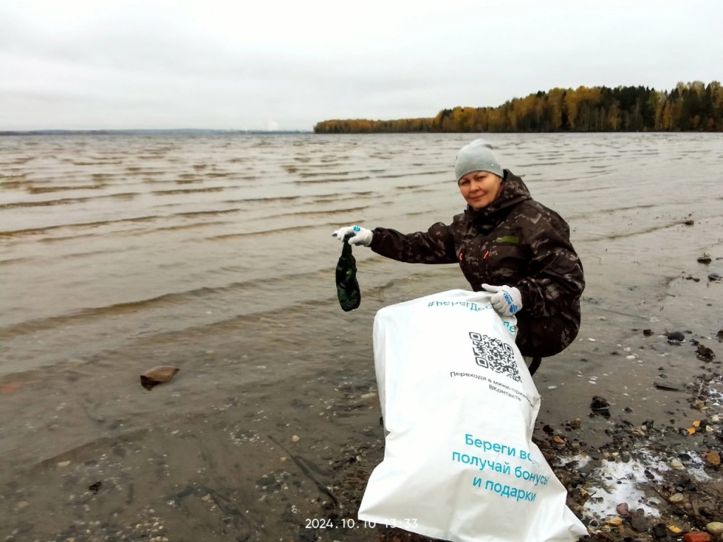 Итоги акции «Вода России» в Вологде: волейбольный мяч, рулонные «римские» шторы и циновки