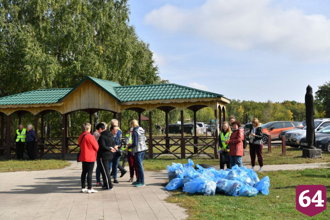 04 10 Саратов волонтеры.jpeg