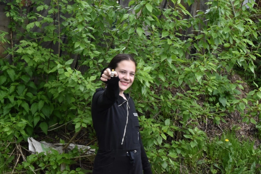 Группа волонтеров «Чистый край Алтай»вывезла с берегов речки Пивоварки больше 90 мешков мусора по 180 литров каждый.