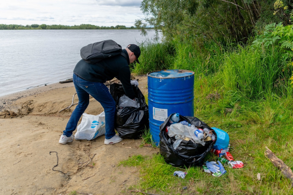 900 человек одновременно участвовали в акции «Вода России» на Ямале