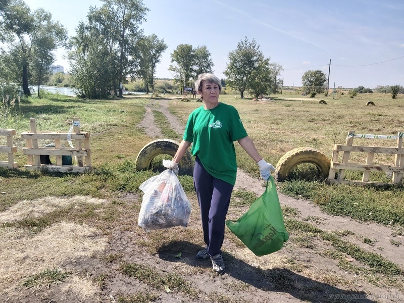 01.09 клуб Меридиан - участники акции.jpeg