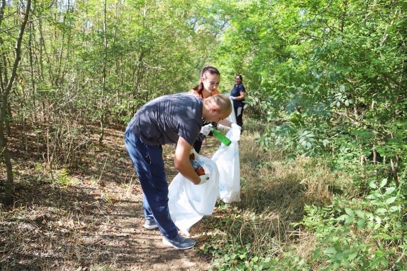 24 10 волонтеры Крым.jpeg