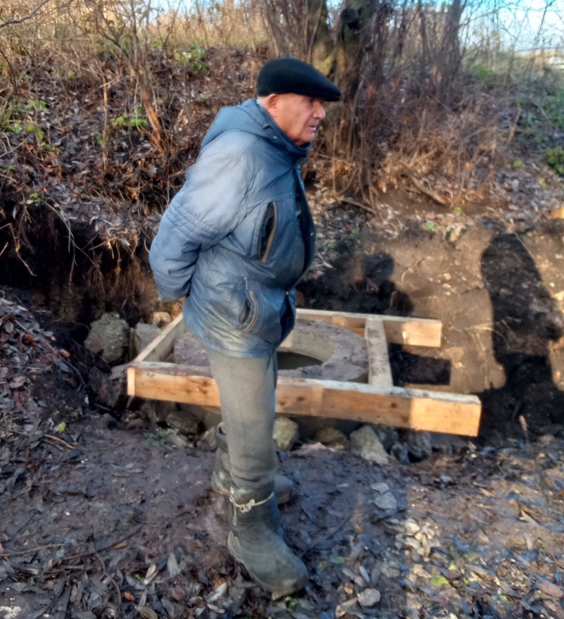 Волонтеры акции «Вода России» обустроили михайловский родник в Башкирии впервые за 70 лет Родник1.jpeg