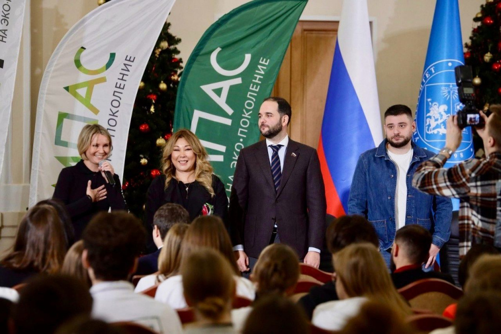 WhatsApp Image 2023-12-12 at 15.49.43.jpeg