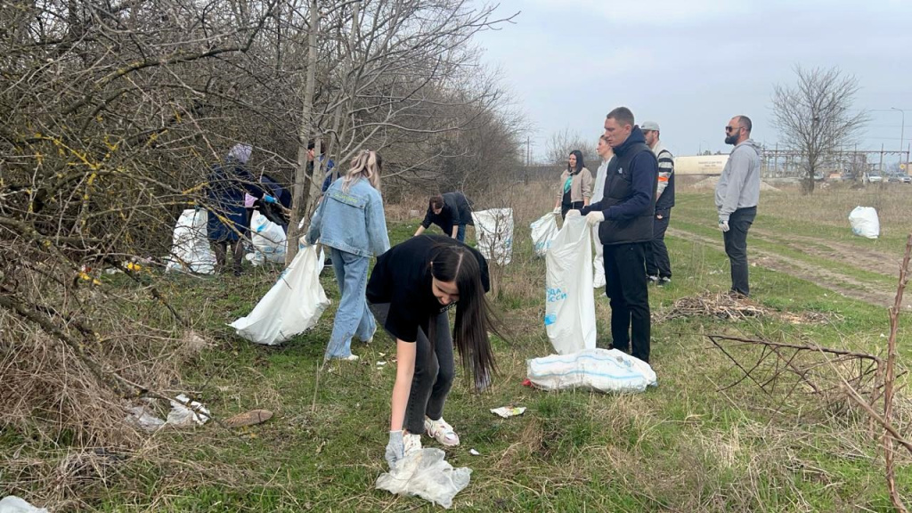 Волонтеры Северной Осетии в рамках акции «Вода России» очистили от мусора берега рек Терек, Ардон, Урсдон Волонтеры Северной Осетии в рамках акции «Вода России» очистили от мусора берега рек Терек, Ардон, Урсдон