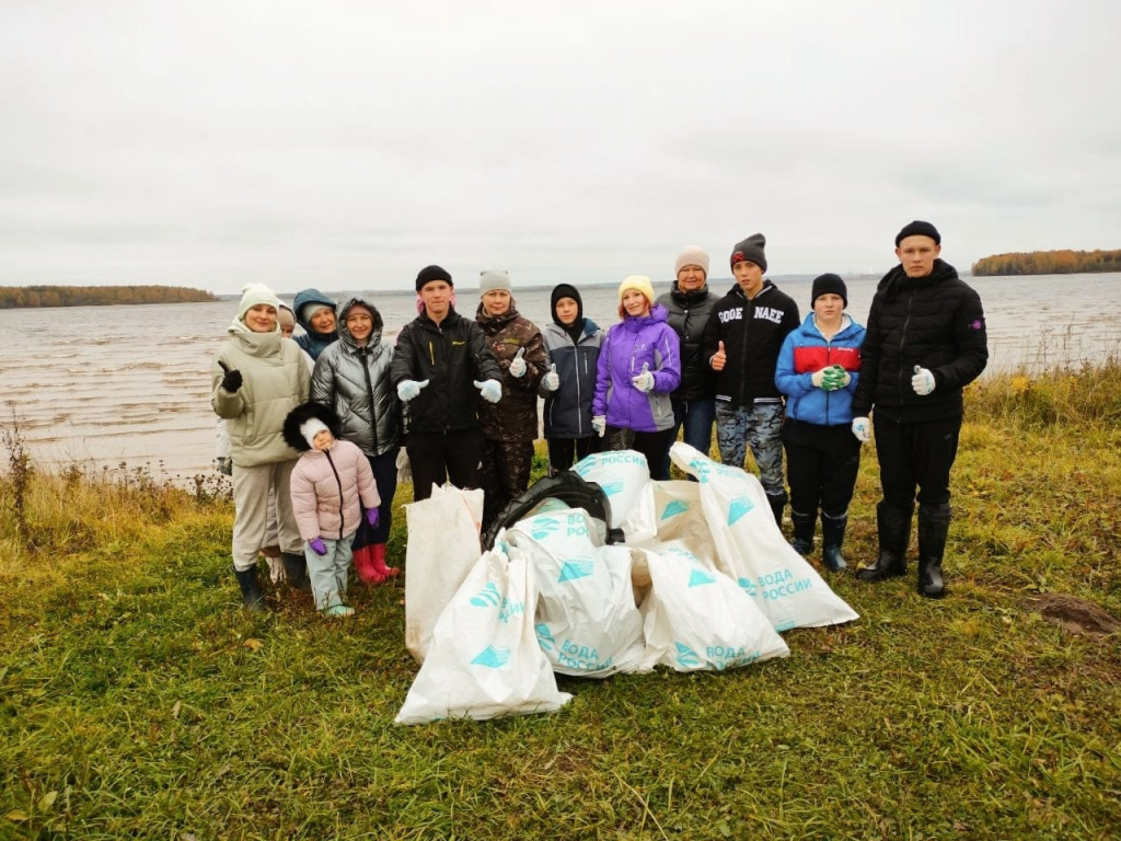 Итоги акции «Вода России» в Вологде: волейбольный мяч, рулонные «римские» шторы и циновки