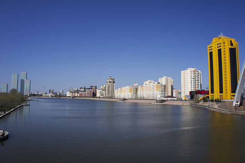 800px-Ishim_river.jpg