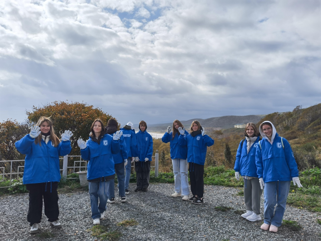 Волонтеры очищают берега от мусора от Сахалина до Вологды