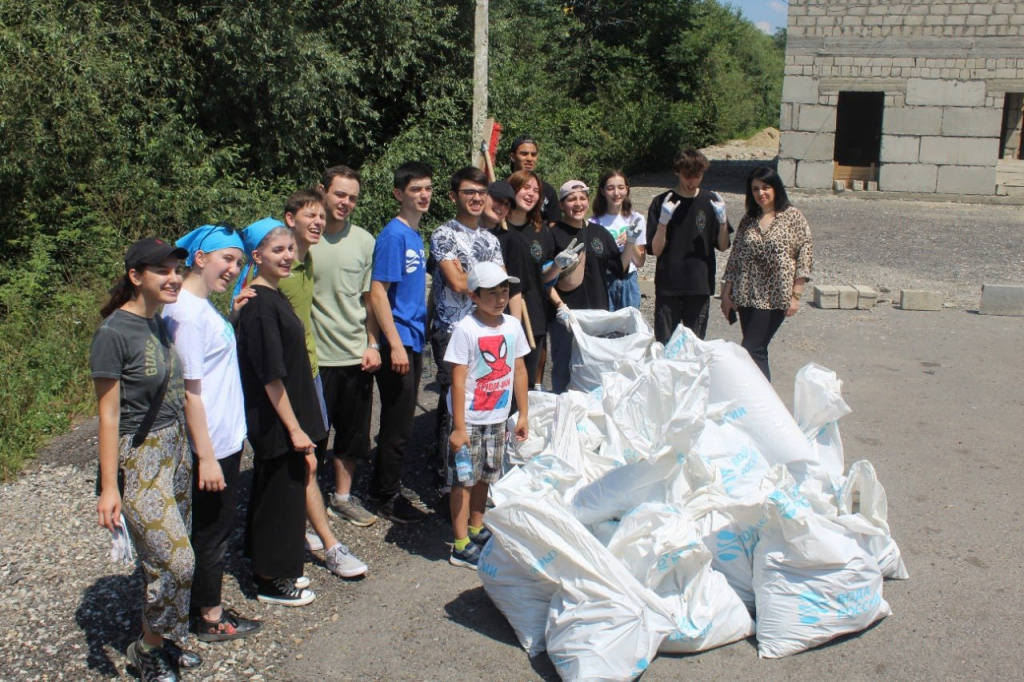 Волонтеры Кабардино-Балкарии 2.jpg