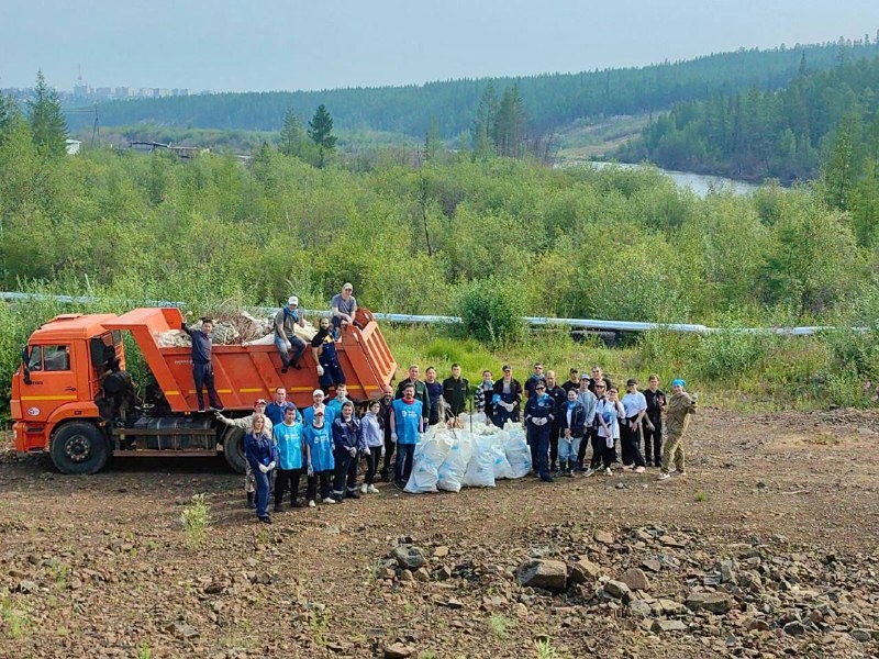 Несколько субботников прошло и в Мирнинском районе республики.