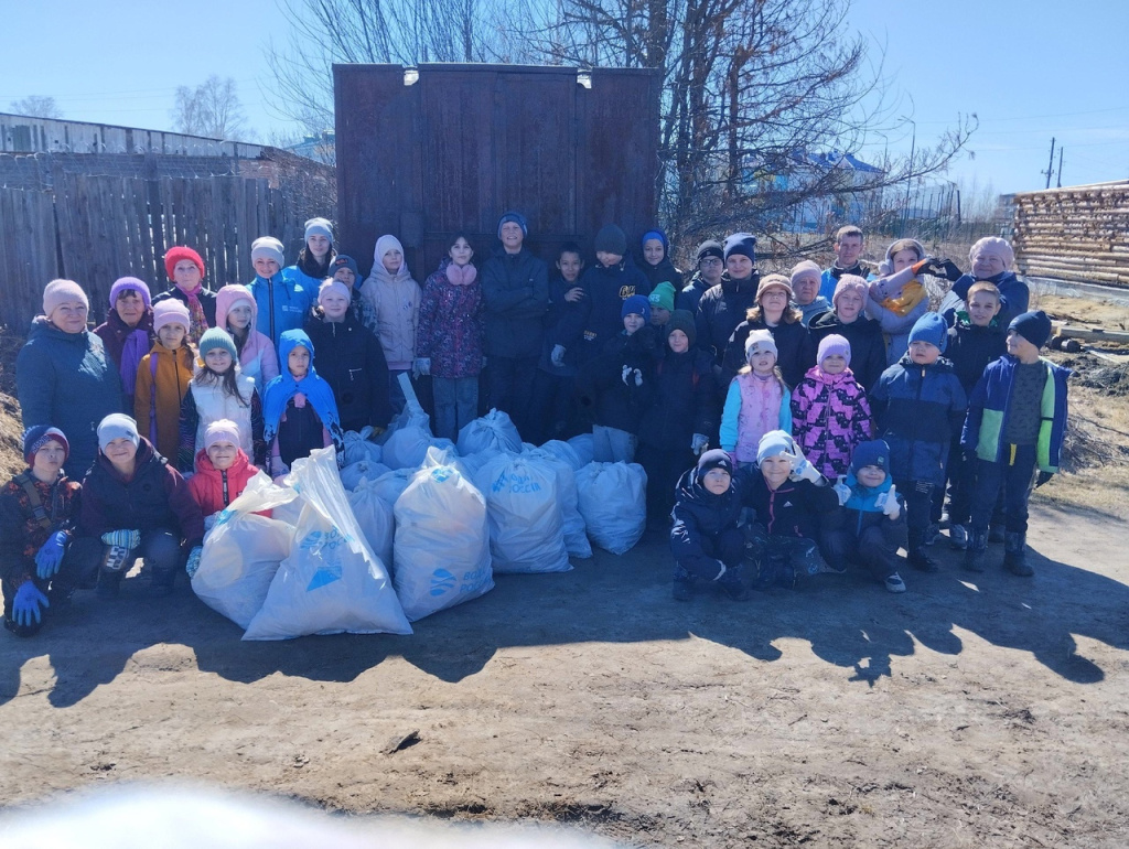 В начале мая акция прошла на берегах реки Кеть.