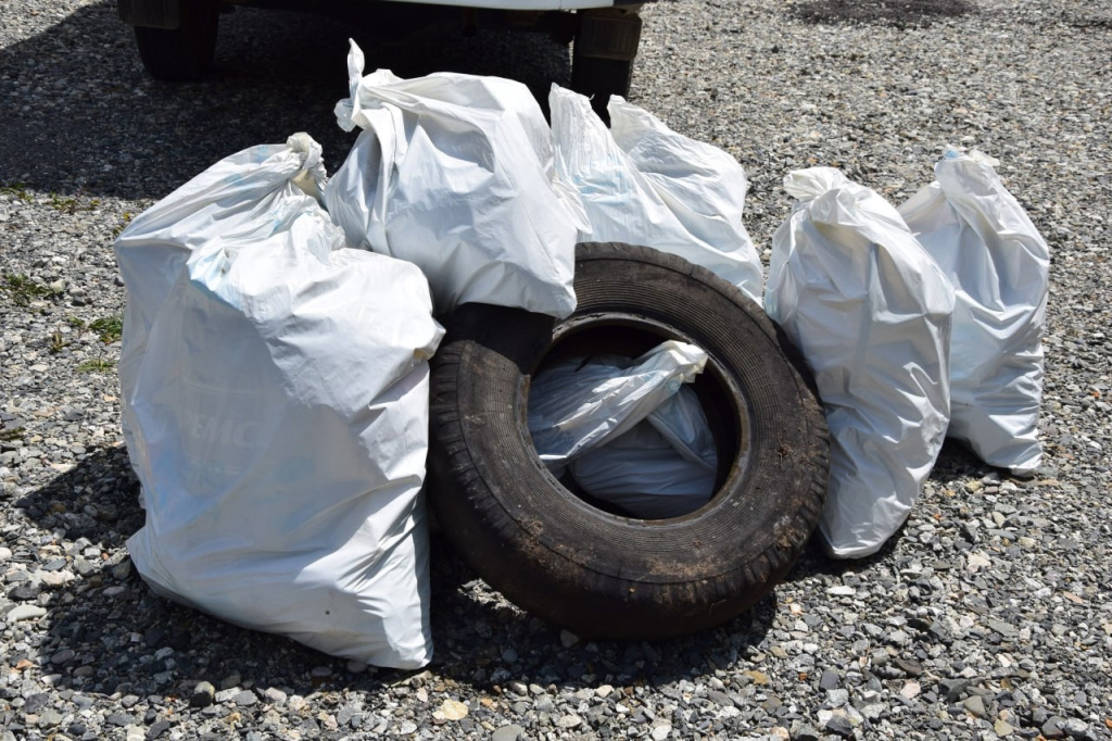 Субботник на заповедных территориях провели накануне Дня эколога волонтеры Северной Осетии – Алании.