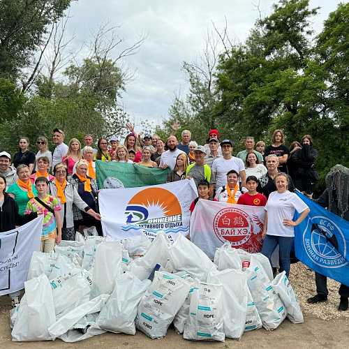 город Волжский, река Ахтуба, 01.06.2024